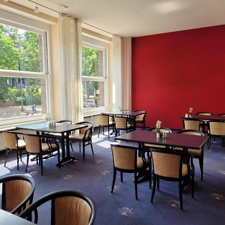 Hotel Schweizer Hof Halle  ภายนอก รูปภาพ