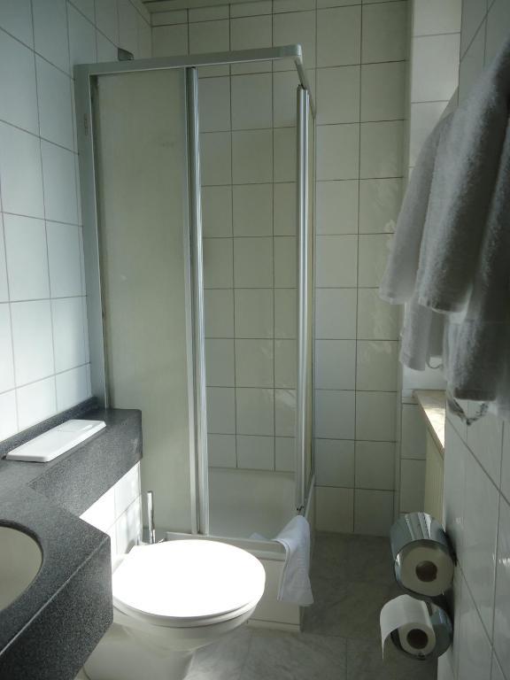 Hotel Schweizer Hof Halle  ภายนอก รูปภาพ